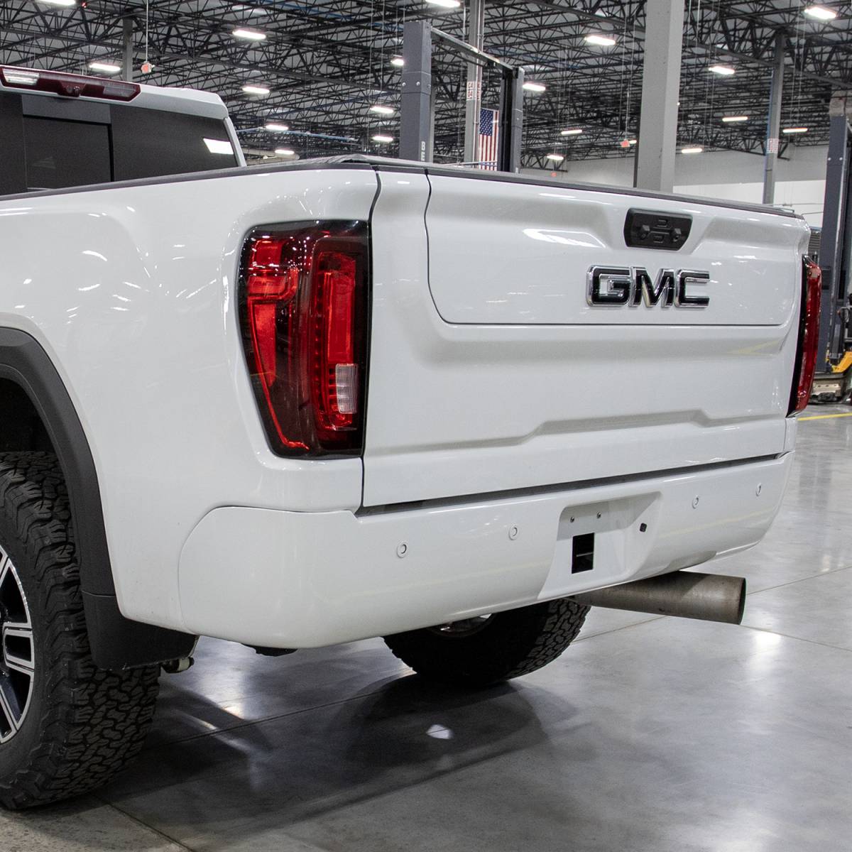 BHP BHP5007 GMC Fiberglass Roll Pan (2020 - 2025) - Southern Diesel Supply