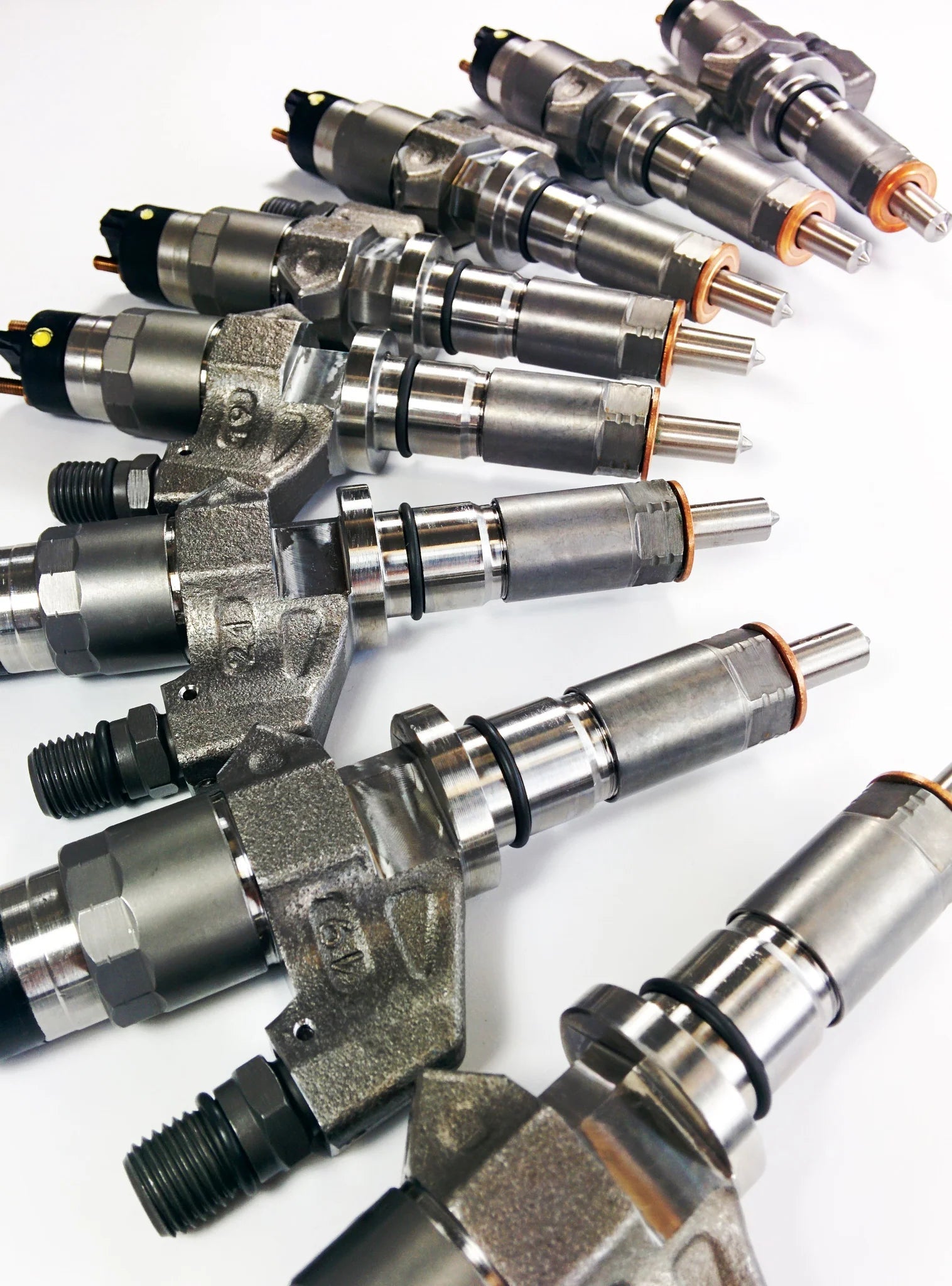 Dynomite Diesel DDPLB7 LB7 REMAN Injector Set (2001 - 2004 Duramax) - Southern Diesel Supply