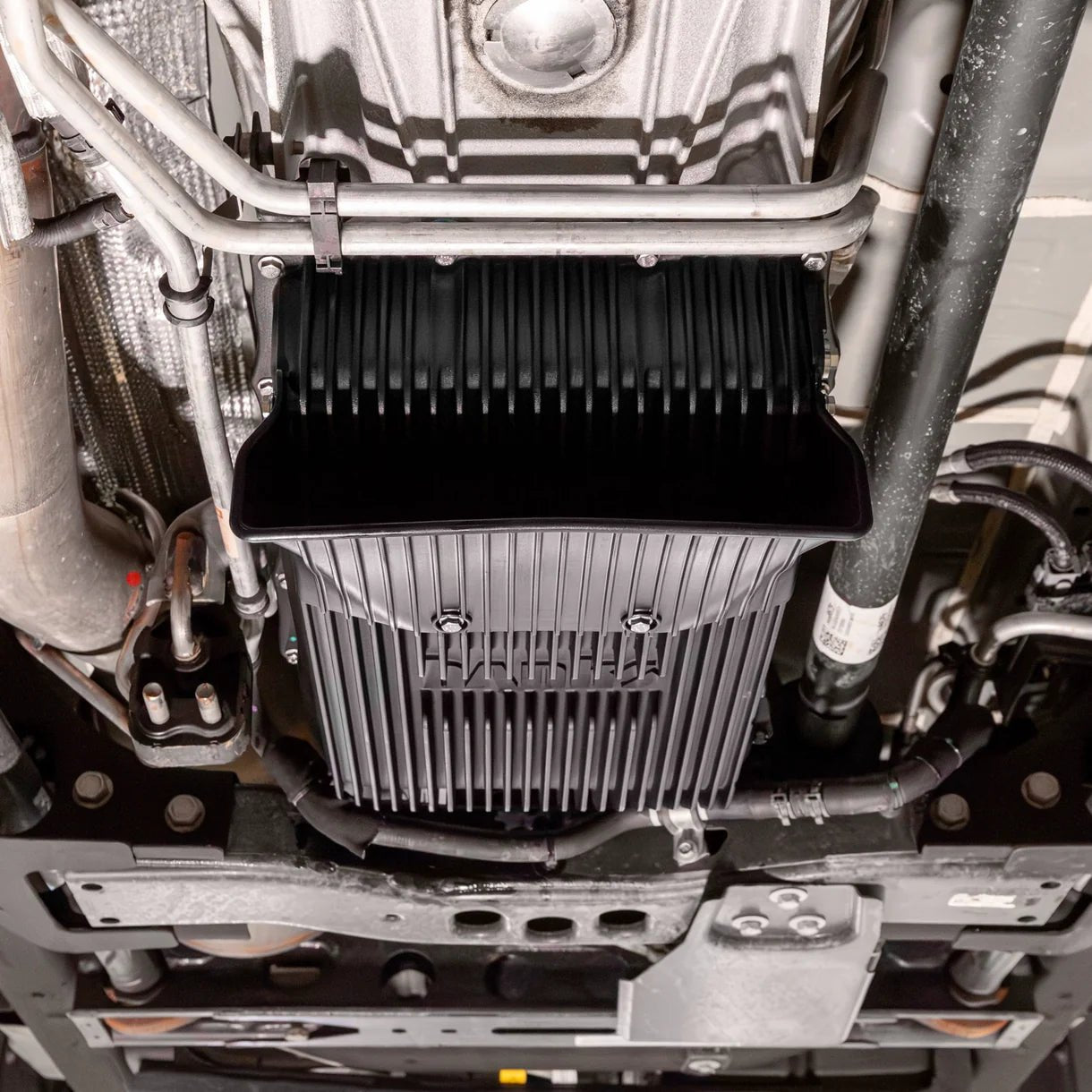 Banks Power 35148 - B Ram - Air Transmission Pan (2020 - 2025 Duramax) - Southern Diesel Supply