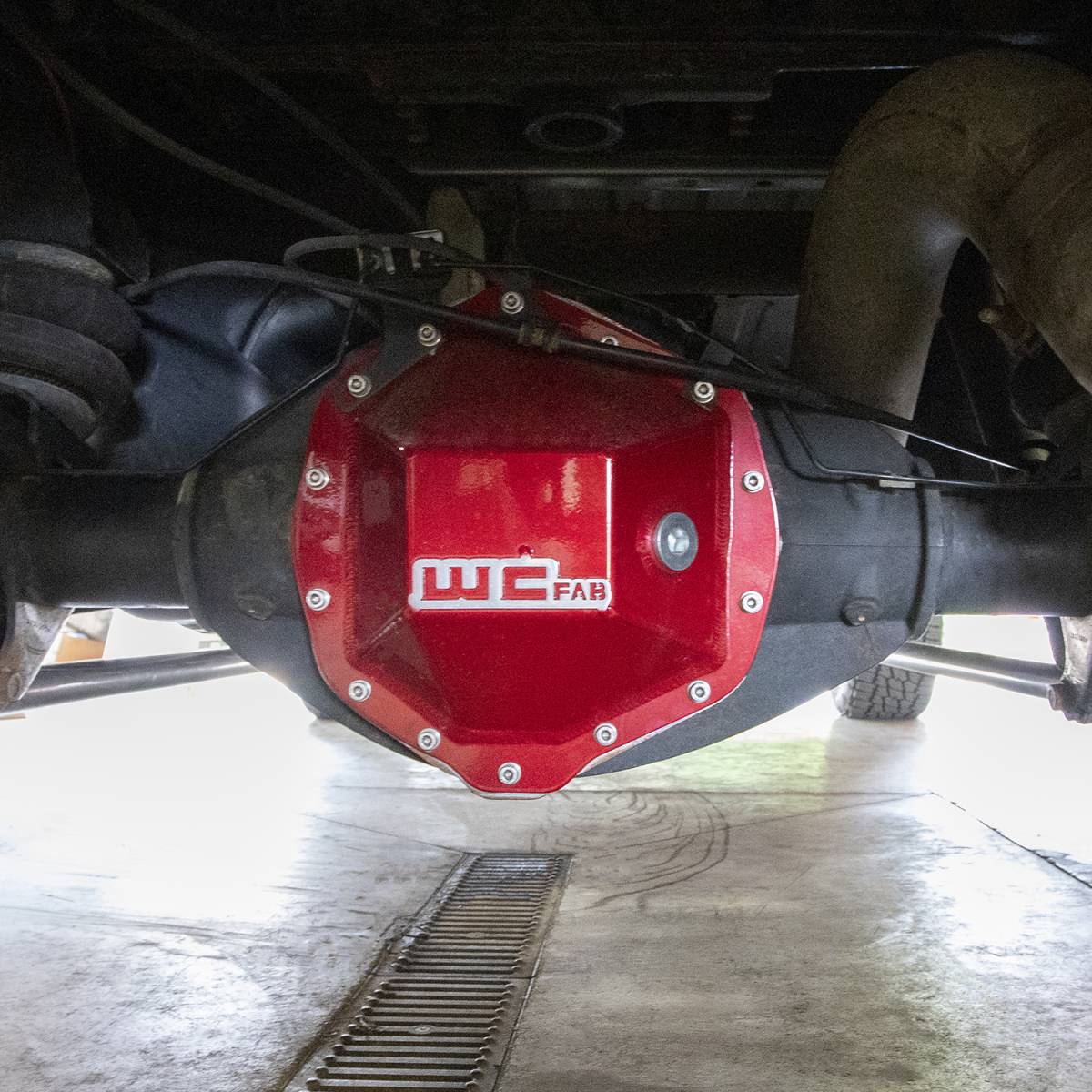 WCFab WCF100113 Duramax/Cummins AAM 11.5" Rear Differential Cover - Southern Diesel Supply