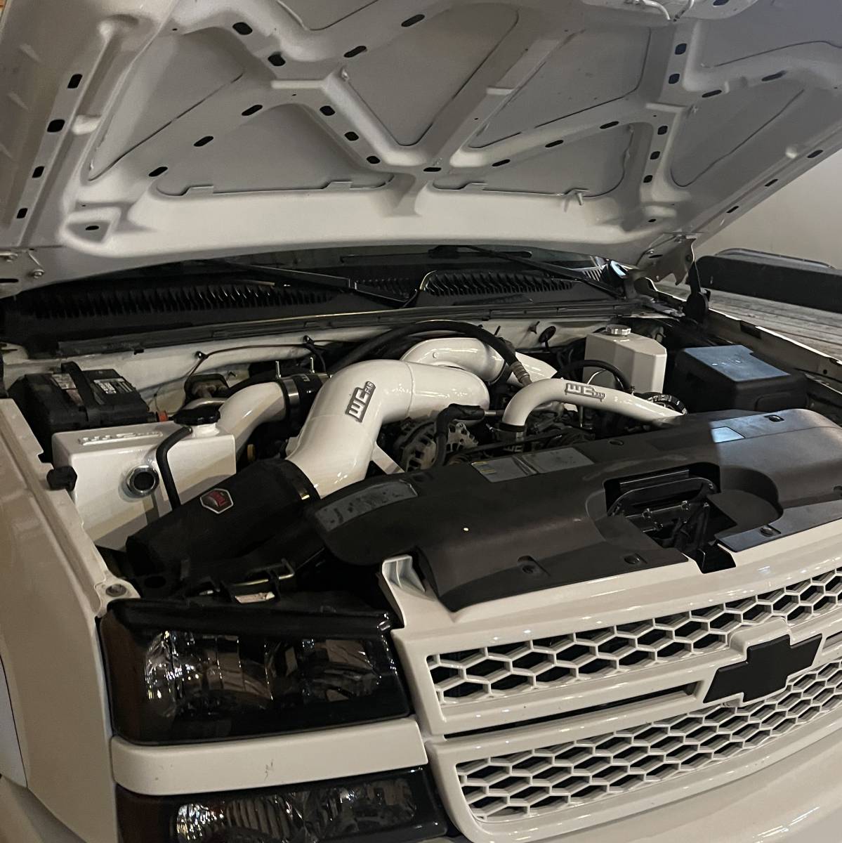 WCFab WCF100489 LB7 Duramax S400 Single Turbo Install Kit - Southern Diesel Supply