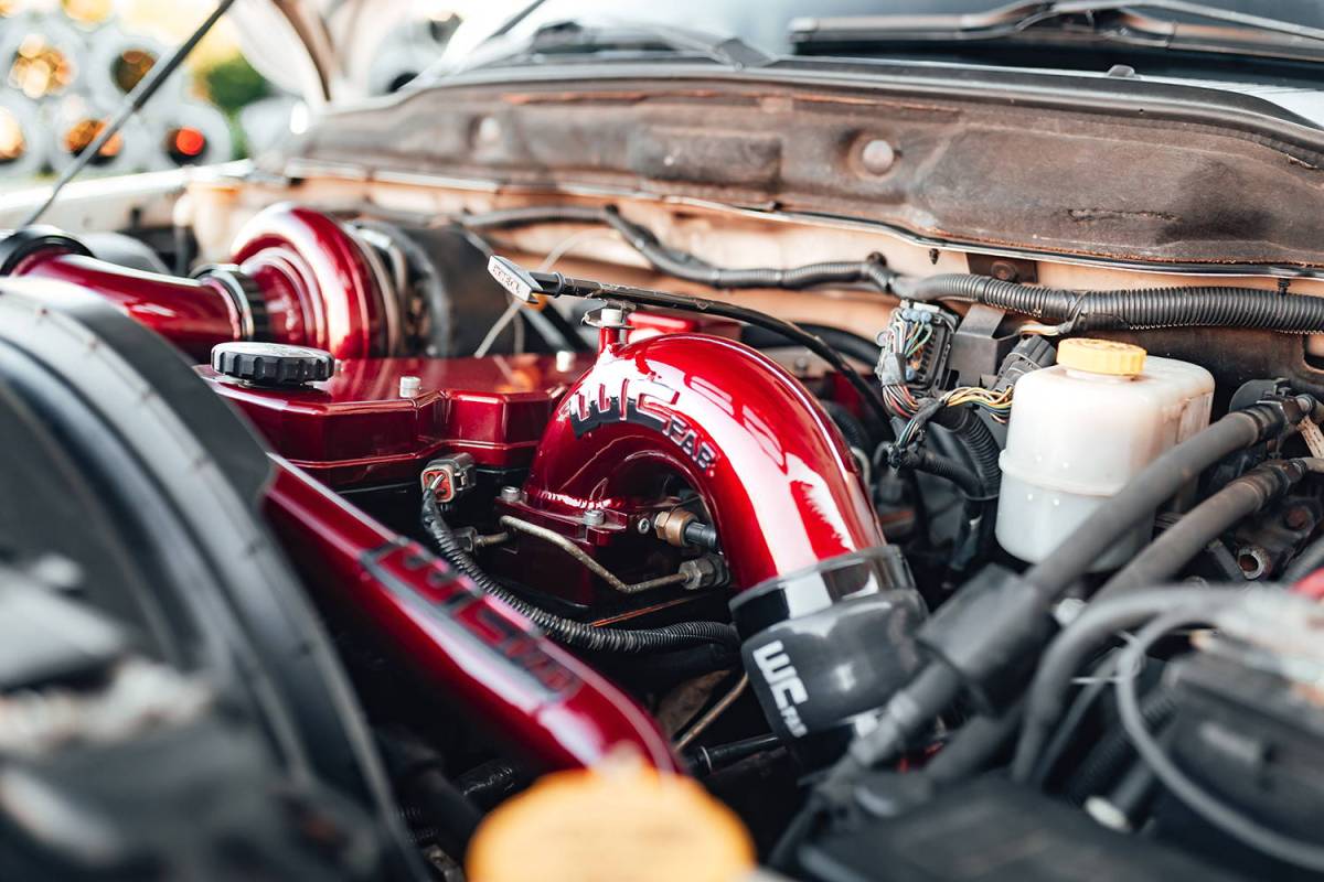 WCFab WCF100528 5.9L Cummins 3.5" High Flow Intake Horn & Intercooler Pipe Kit - Southern Diesel Supply