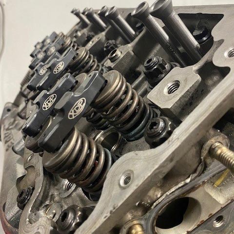 XDP XD384 HD Billet Rocker Arm Valve Bridge Set (2001 - 2024 Duramax) - Southern Diesel Supply